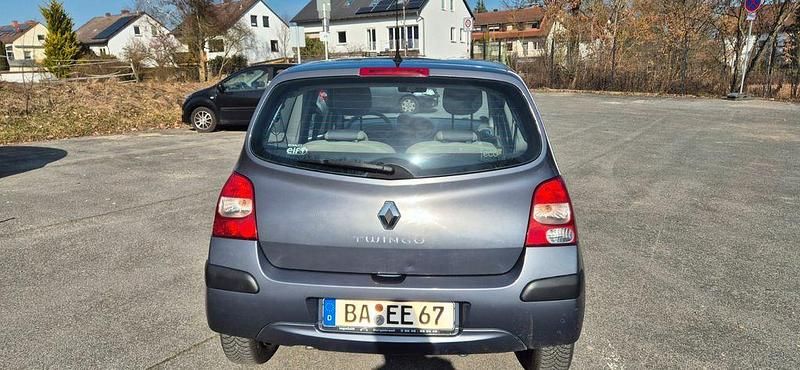 Gebraucht Renault Twingo 76 PS (55 kW) 2008 Grau Kleinwagen