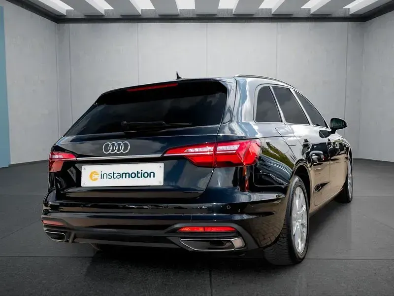 Second-hand Audi A4 150 CP (110 kW) 2022 Negru Break