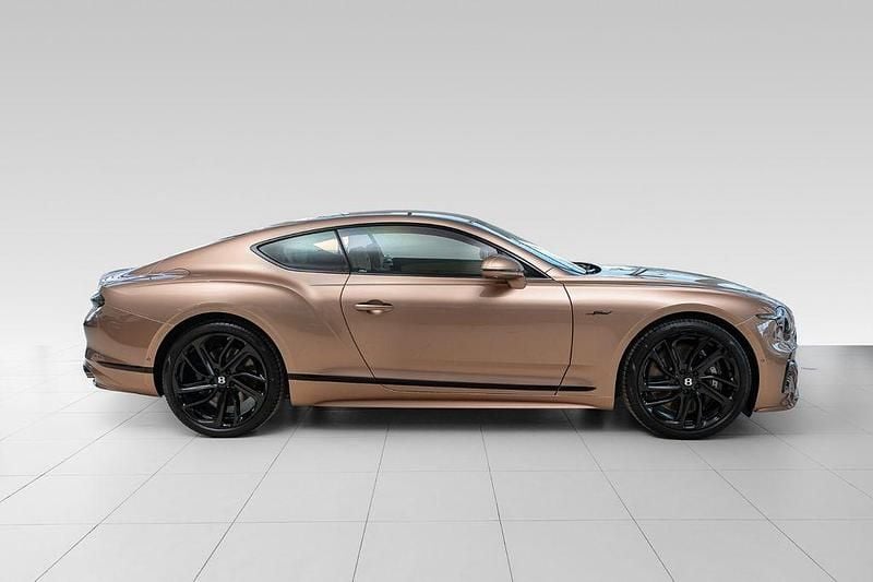 Neu Bentley Continental 782 PS (575 kW) 2026 Beige