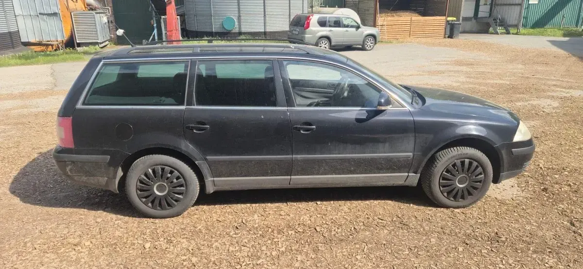 Gebraucht VW Passat 102 PS (75 kW) 2003 Schwarz Kombi