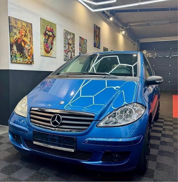 Blau Gebraucht 2008 Mercedes A180 Limousine | 2.699 € (Guter Preis) - Bild 1/4