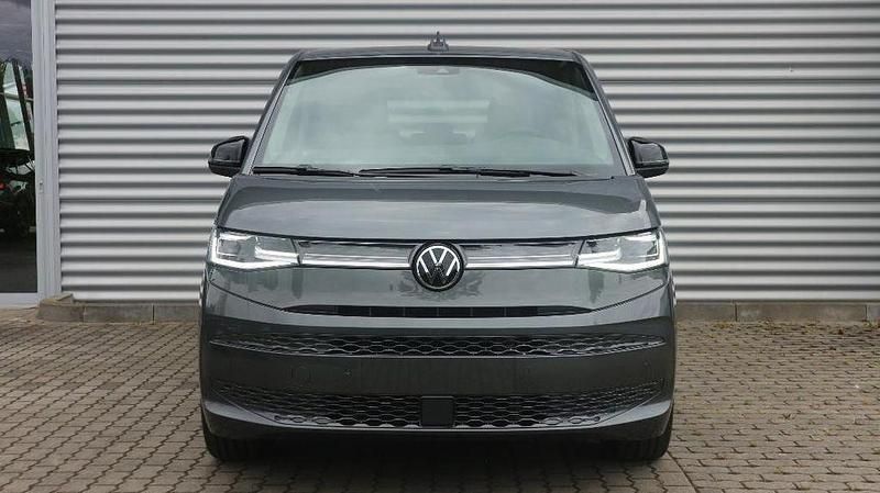 Neu VW Multivan Style 150 PS (110 kW) 2025 Grau Van