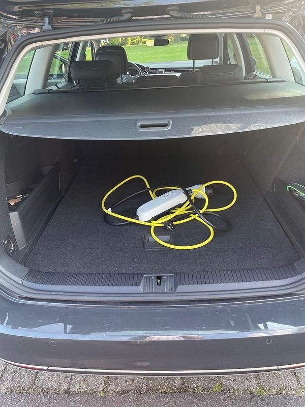 Gebraucht VW Passat GTE 218 PS (160 kW) 2021 Grau Kombi