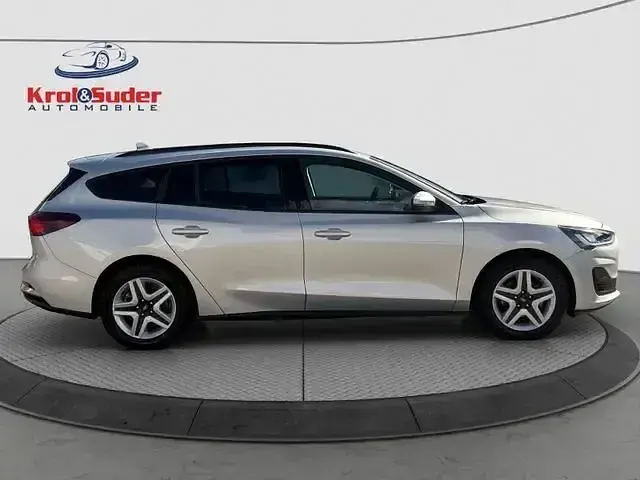 Gebraucht Ford Focus Cool & Connect 120 PS (88 kW) 2022 Silber Kombi