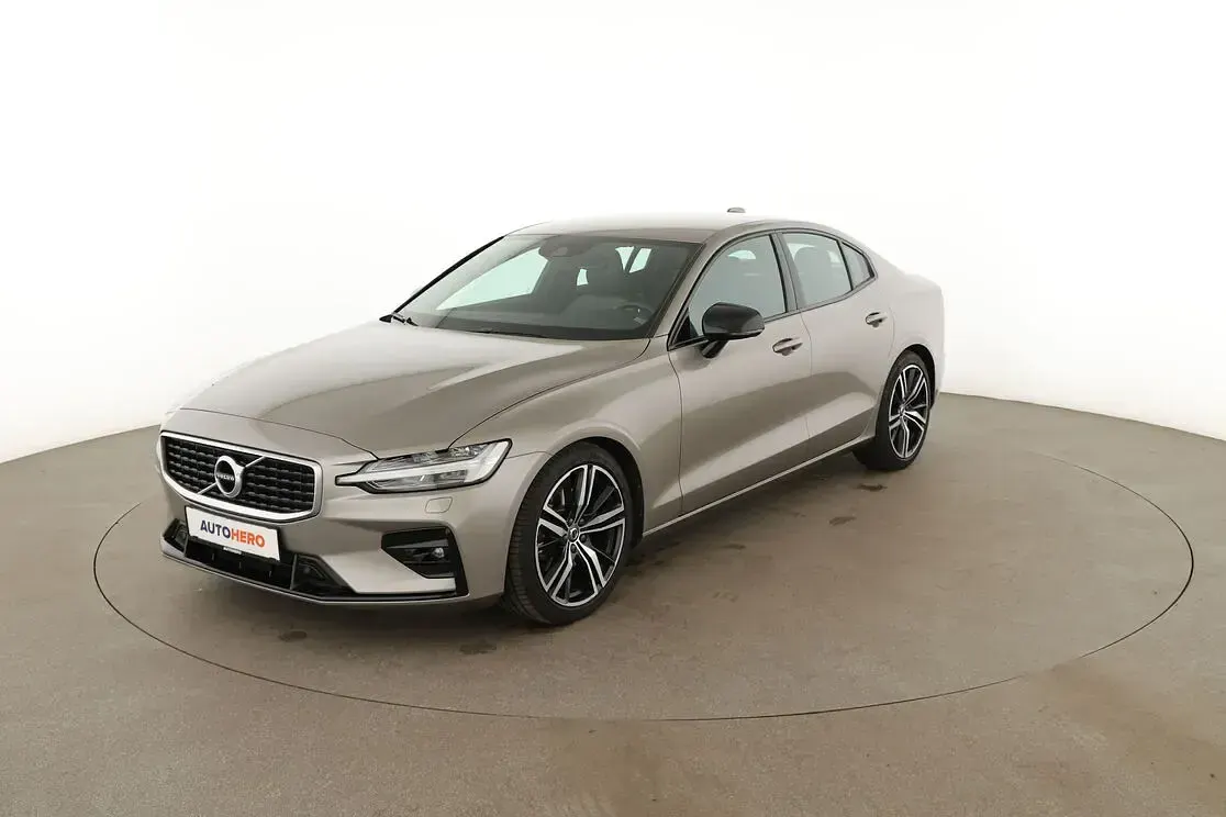 Gebraucht Volvo S60 R-Design 190 PS (139 kW) 2020 Limousine