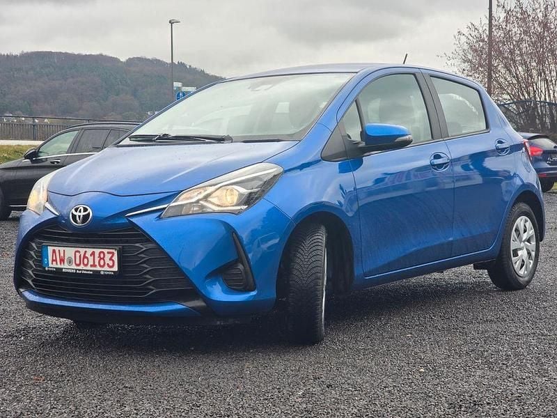 Gebraucht Toyota Yaris Comfort 111 PS (81 kW) 2020 Blau Kleinwagen