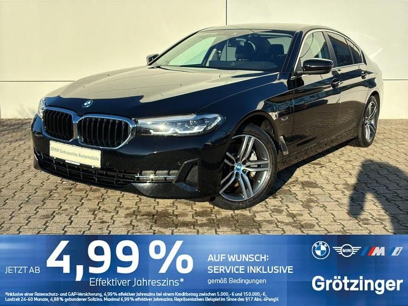 Schwarz Gebraucht 2022 BMW 530e Sport Line Limousine | 31.360 € (Superpreis) - Bild 1/4