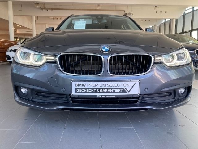 Gebraucht BMW 320 Advantage 190 PS (139 kW) 2018 Grau Kombi