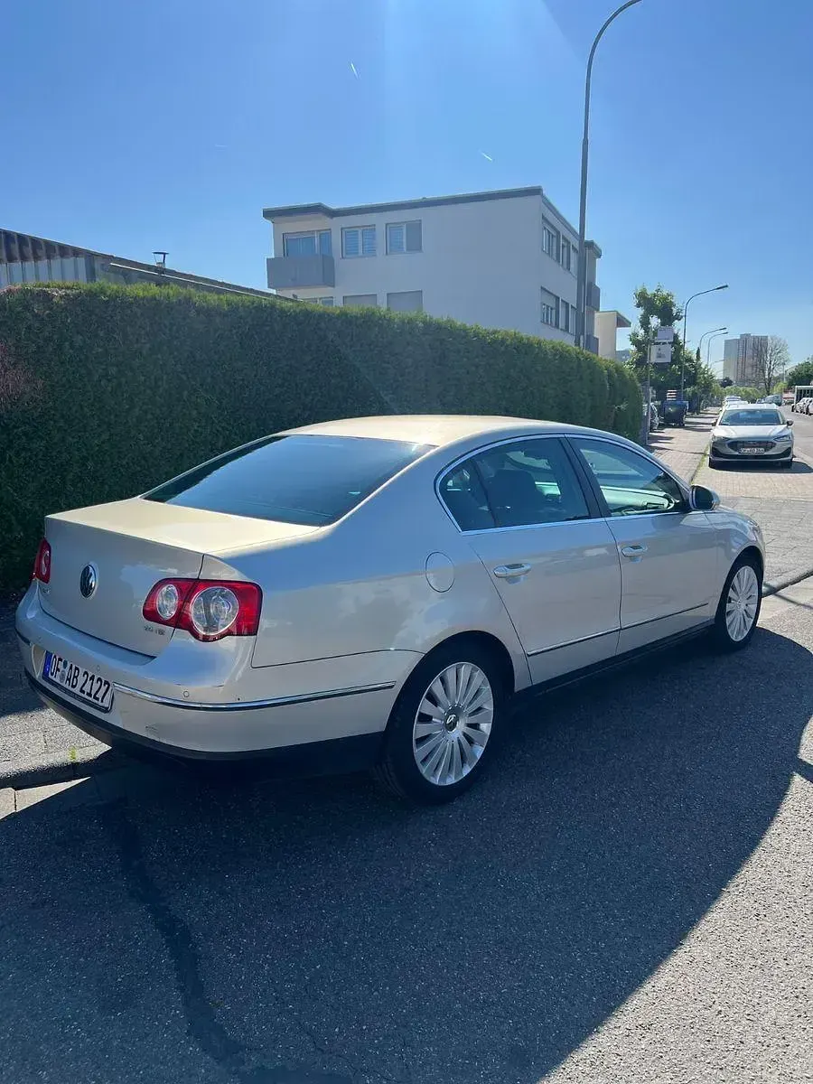 Gebraucht VW Passat Individual 200 PS (147 kW) 2008 Silber Limousine