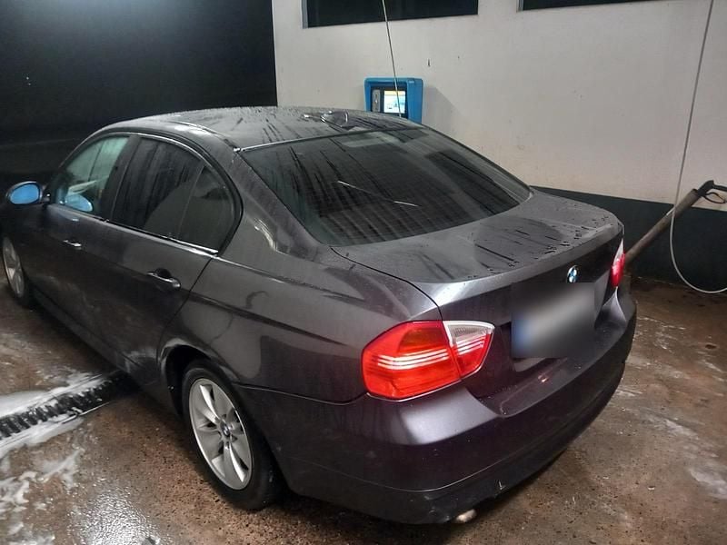 Gebraucht BMW 320 163 PS (119 kW) 2005 Andere farben Limousine