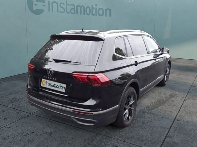 Gebraucht VW Tiguan Move 150 PS (110 kW) 2023 Schwarz SUV