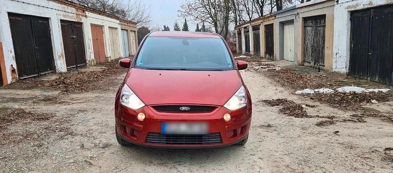 Gebraucht Ford S-MAX S 145 PS (106 kW) 2007 Rot Van / Kleinbus