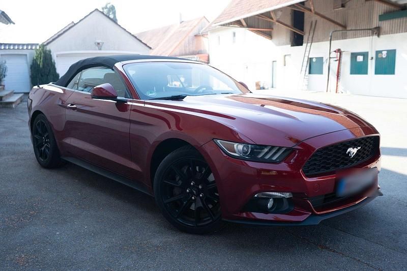 Gebraucht Ford Mustang 317 PS (233 kW) 2016 Rot Cabrio