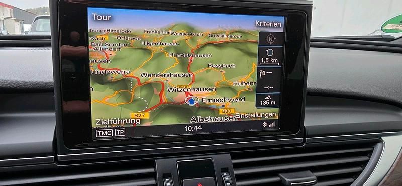 Schwarz Gebraucht 2012 Audi A6 Allroad Kombi | 16.000 € (Etwas zu teuer) - Bild 1/4