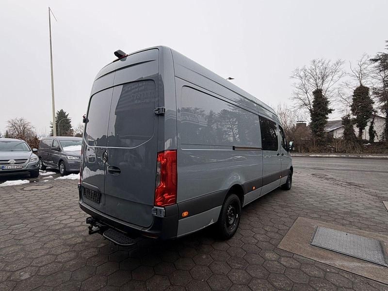 Gebraucht Mercedes Sprinter 190 PS (139 kW) 2021 Blau Van