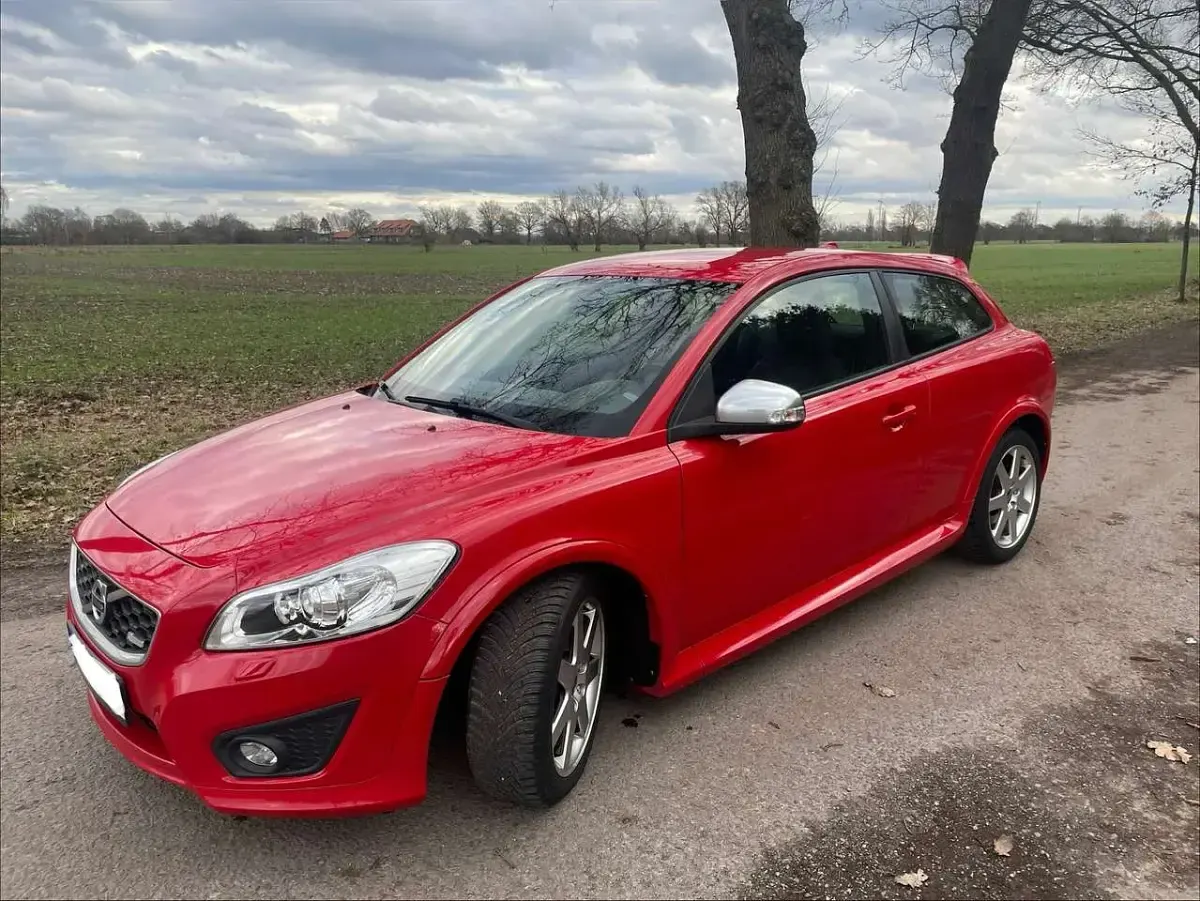 Gebraucht Volvo C30 R-Design 114 PS (83 kW) 2012 Rot Kleinwagen