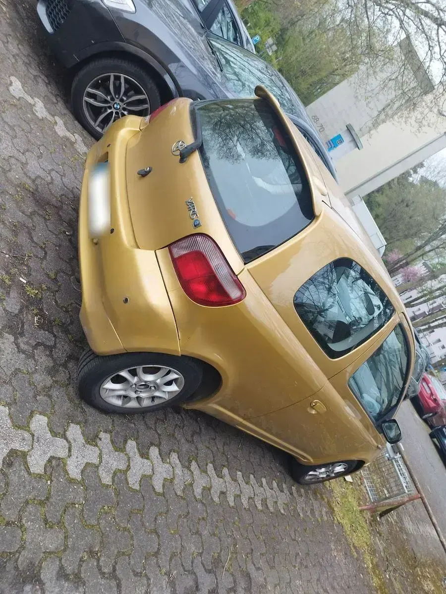 Gebraucht Toyota Yaris Sol 86 PS (63 kW) 1999 Gold Kleinwagen