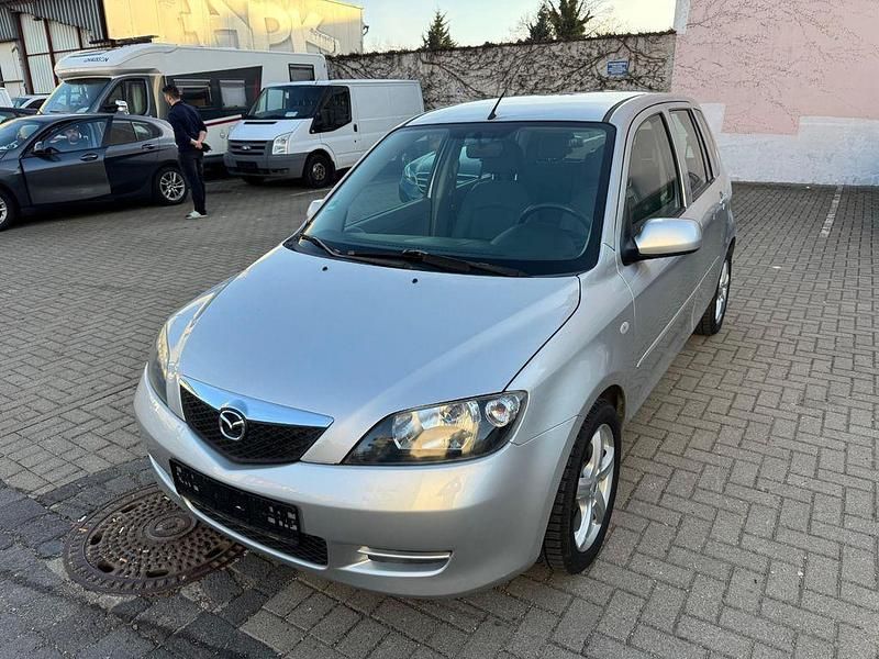 Gebraucht Mazda 2 80 PS (58 kW) 2004 Silber Kleinwagen
