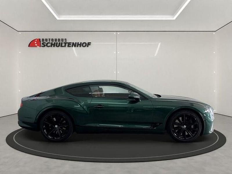 Gebraucht Bentley Continental 635 PS (467 kW) 2019 Grün Limousine