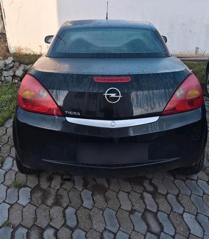 Gebraucht Opel Tigra 66 PS (48 kW) 2006 Schwarz Cabrio