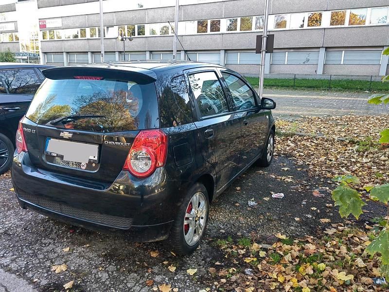 Gebraucht Chevrolet Aveo 101 PS (74 kW) 2011 Schwarz Kleinwagen