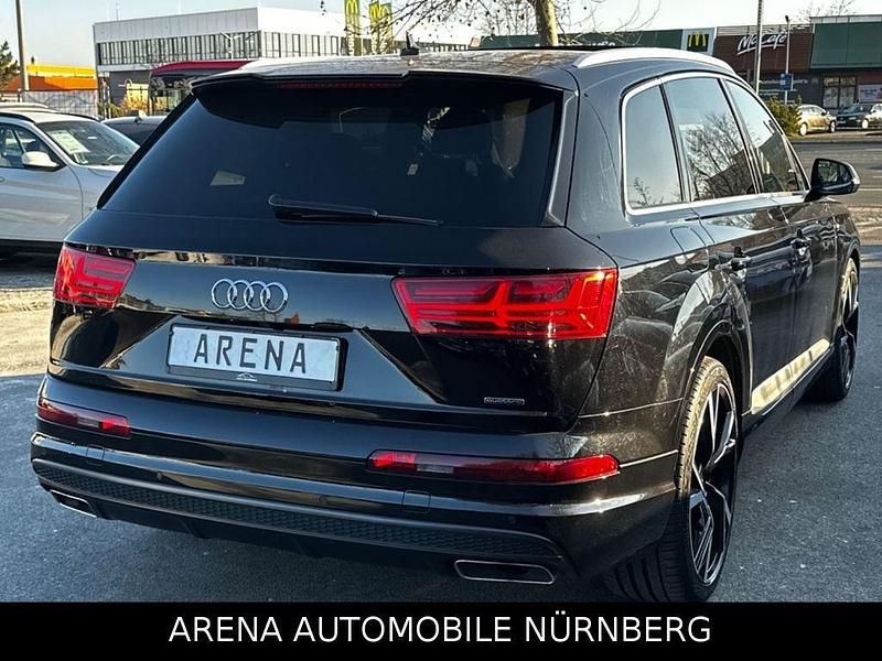 Gebraucht Audi Q7 Black Edition 272 PS (200 kW) 2018 Schwarz SUV