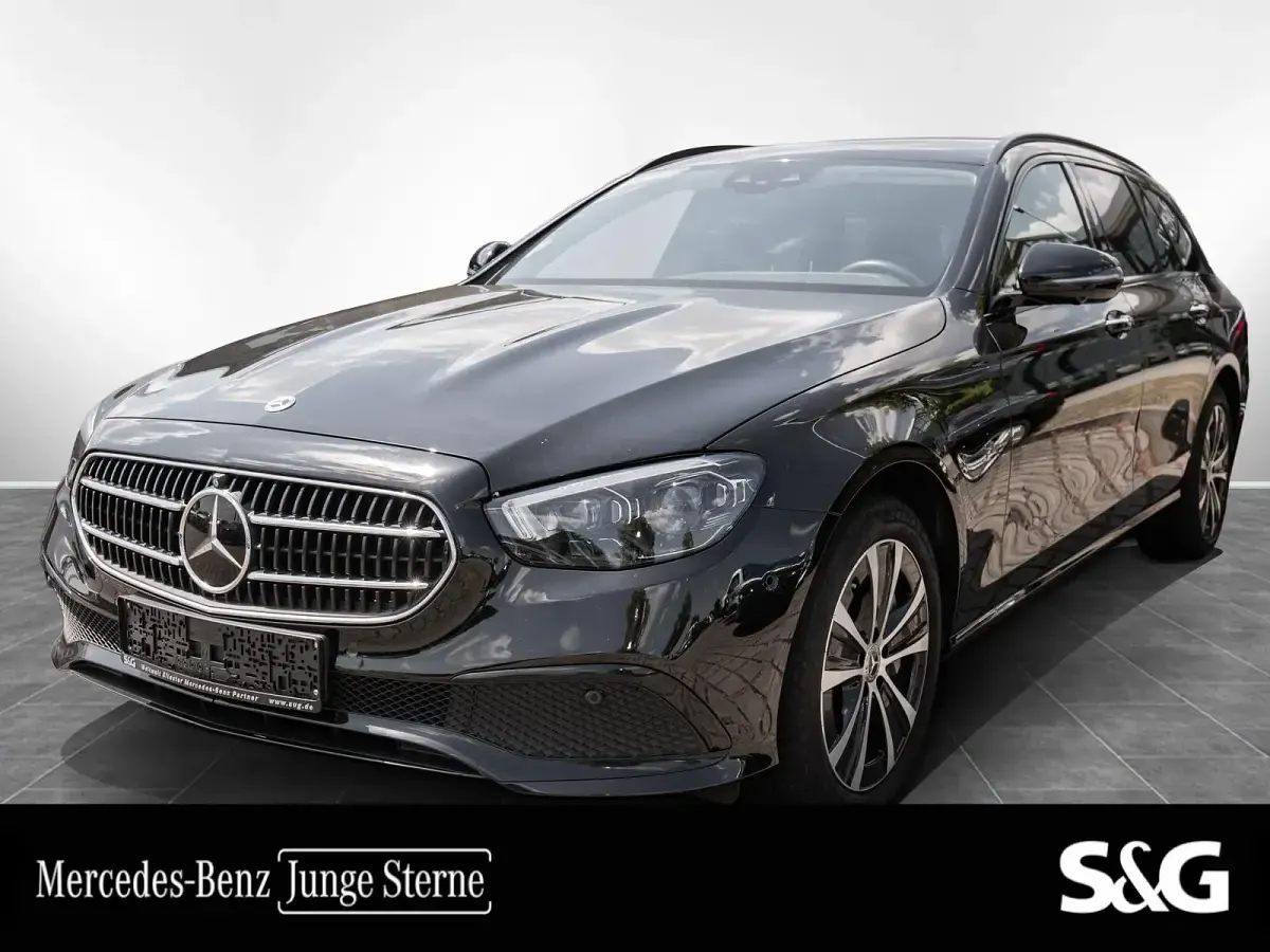 Gebraucht Mercedes E300 Avantgarde 194 PS (142 kW) 2022 Kombi
