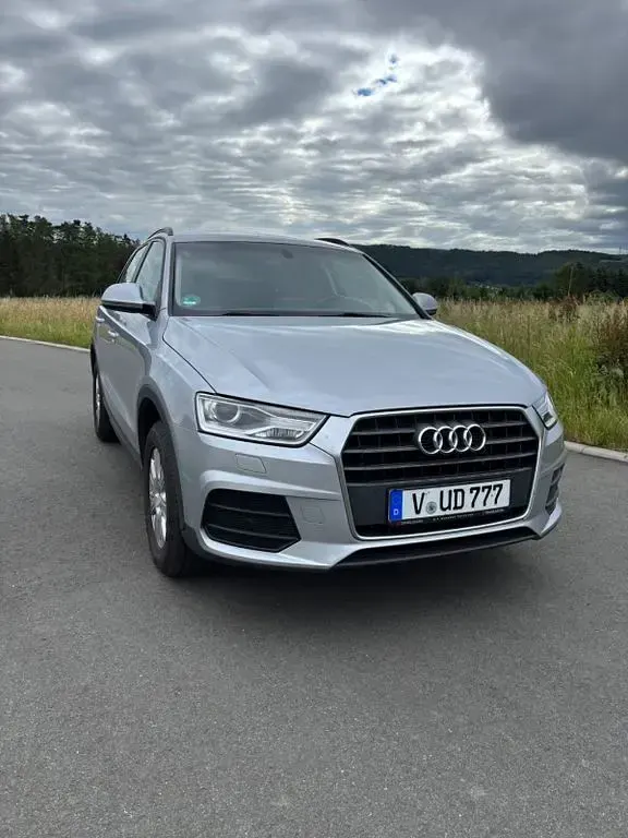 Gebraucht Audi Q3 125 PS (91 kW) 2016 Silber SUV