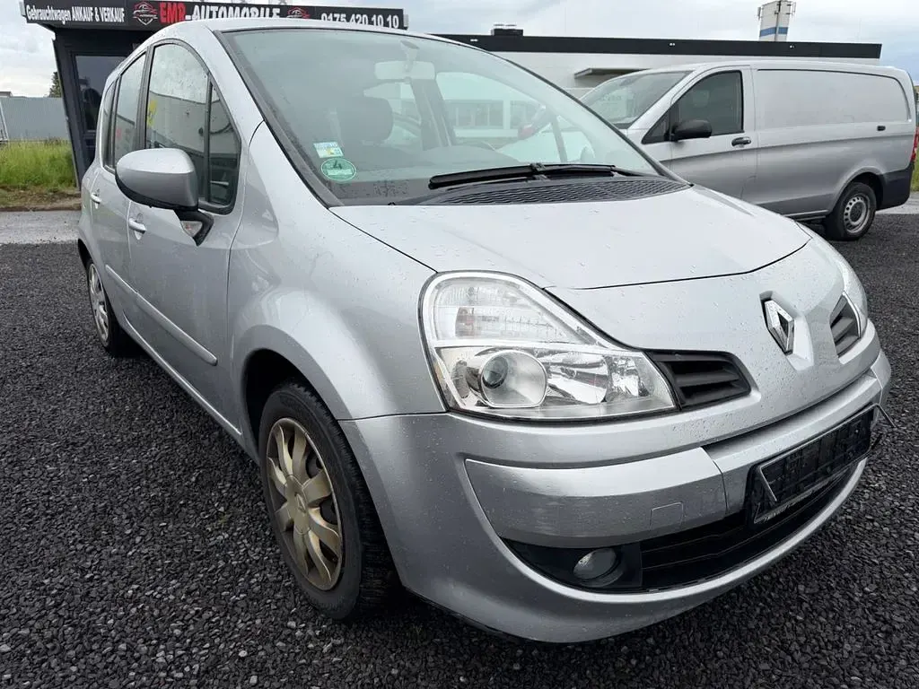 Używany Renault Modus 103 KM (75 kW) 2011 Srebrny Minivan