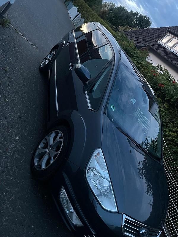 Second-hand Ford Galaxy 163 CP (119 kW) 2010 Gri Monovolum