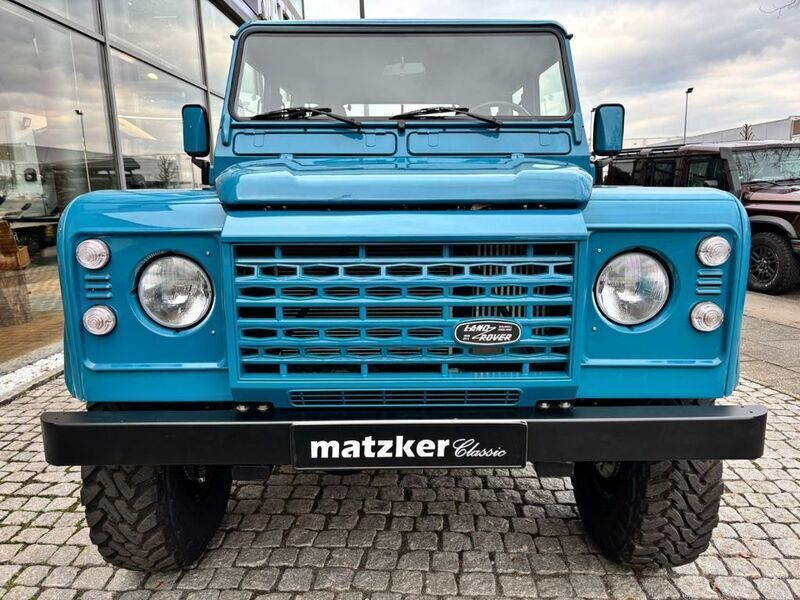 Gebraucht Land Rover Defender 113 PS (83 kW) 1997 Tuscan blue SUV