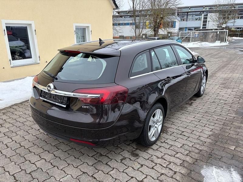 Gebraucht Opel Insignia Edition 136 PS (100 kW) 2017 Braun Kombi