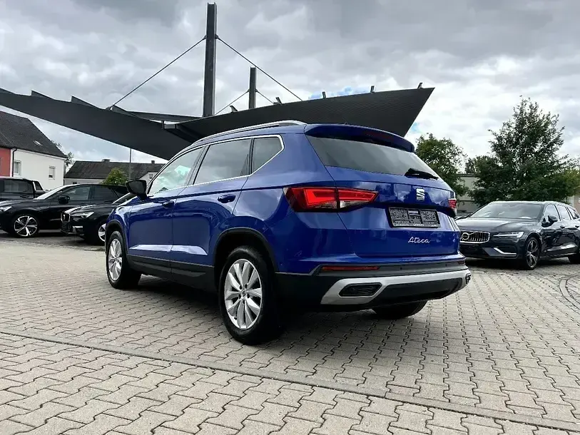 Używany Seat Ateca 4Drive 150 KM (110 kW) 2022 Niebieski SUV