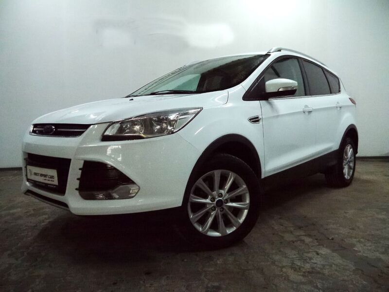 Weiß Gebraucht 2015 Ford Kuga Titanium SUV | 9.400 € (Fairer Preis) - Bild 1/4