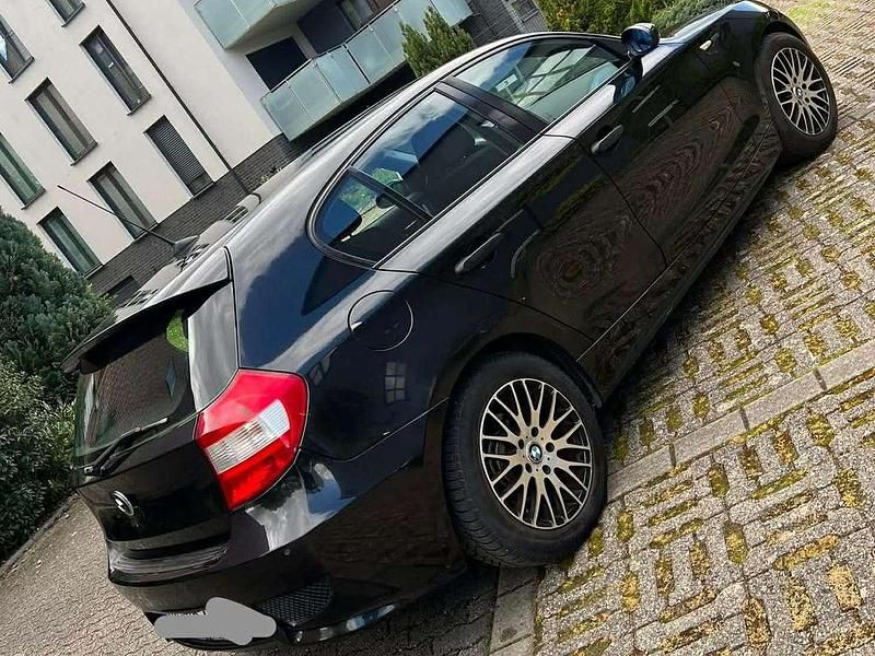 Second-hand BMW 116 109 CP (80 kW) 2006 Negru Hatchback