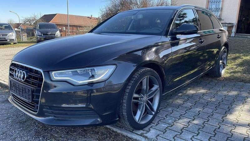 Gebraucht Audi A6 177 PS (130 kW) 2012 Oolonggrau metallic Kombi