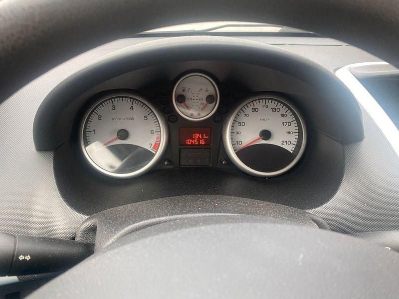 Gebraucht 2009 Peugeot 206+ Kleinwagen | 950 € (Superpreis) - Bild 1/4