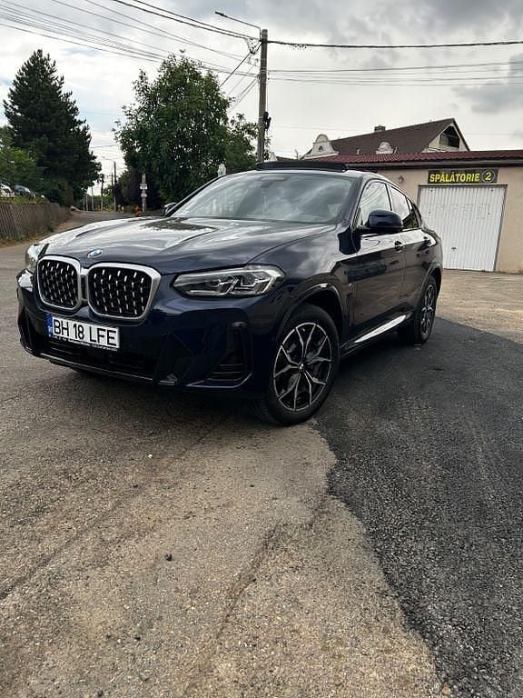 Blau Gebraucht 2024 BMW X4 Performance SUV | 49.999 € (Guter Preis) - Bild 1/4