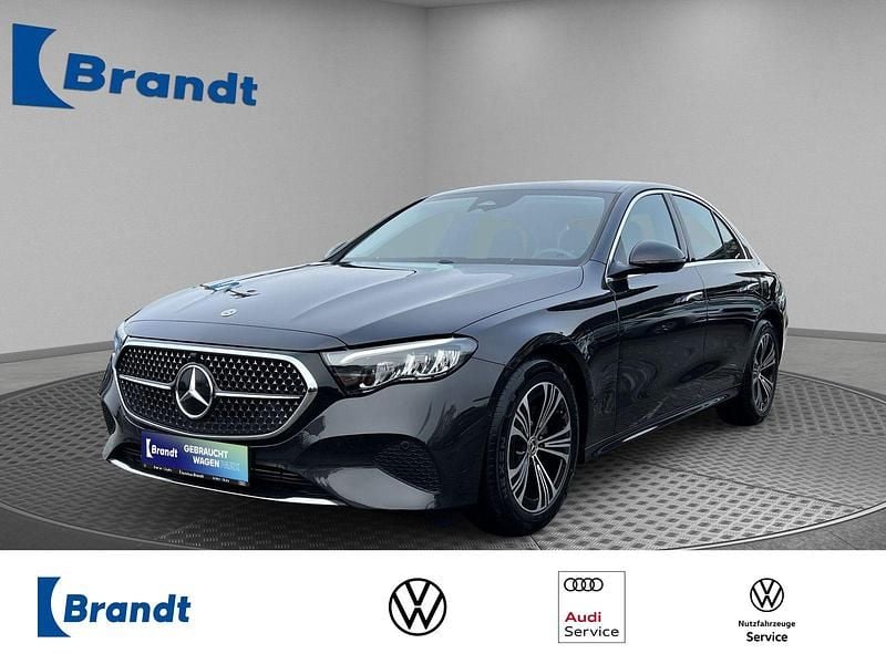 Grafitgrau metallic (metallic) Gebraucht 2024 Mercedes E220 Avantgarde Limousine | 48.790 € (Guter Preis) - Bild 1/3