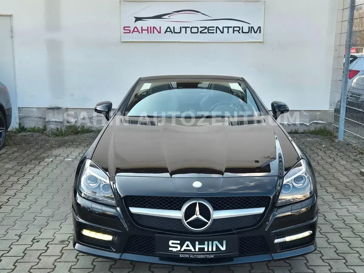 Gebraucht Mercedes SLK250 AMG 204 PS (150 kW) 2012 Schwarz Cabrio