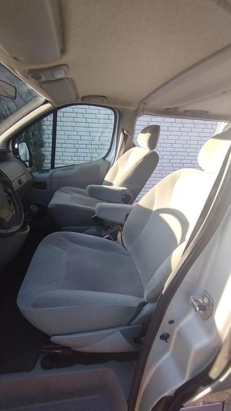 Gebraucht Opel Vivaro 101 PS (74 kW) 2005 Grau Van / Kleinbus