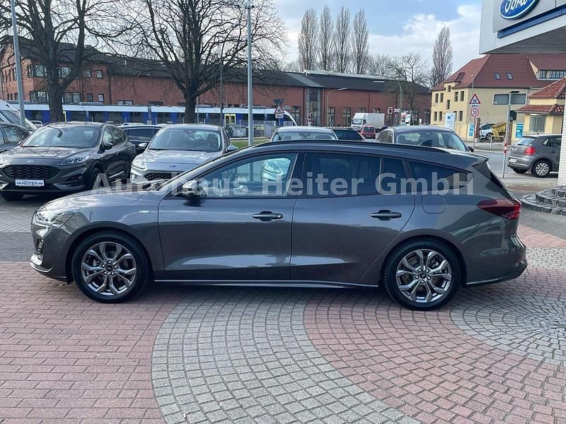 Gebraucht Ford Focus ST-Line X 155 PS (114 kW) 2024 Grau Kombi