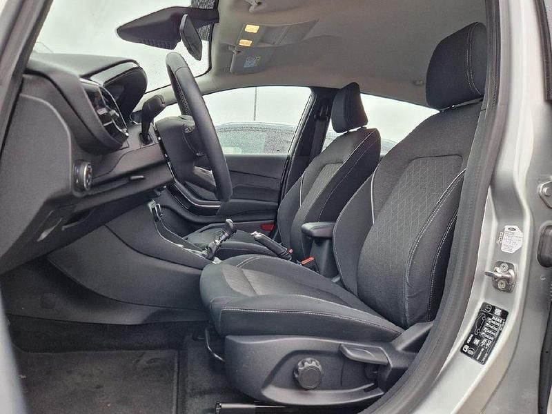 Gebraucht Ford Fiesta Active 86 PS (63 kW) 2018 Silber Kleinwagen