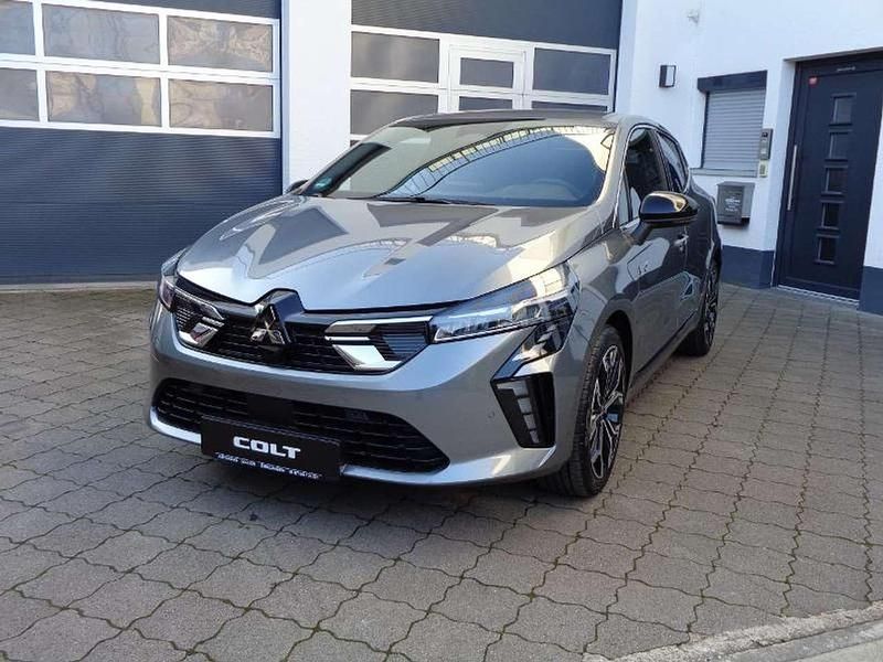 Neu Mitsubishi Colt Edition 143 PS (105 kW) 2025 Achatgrau Kleinwagen