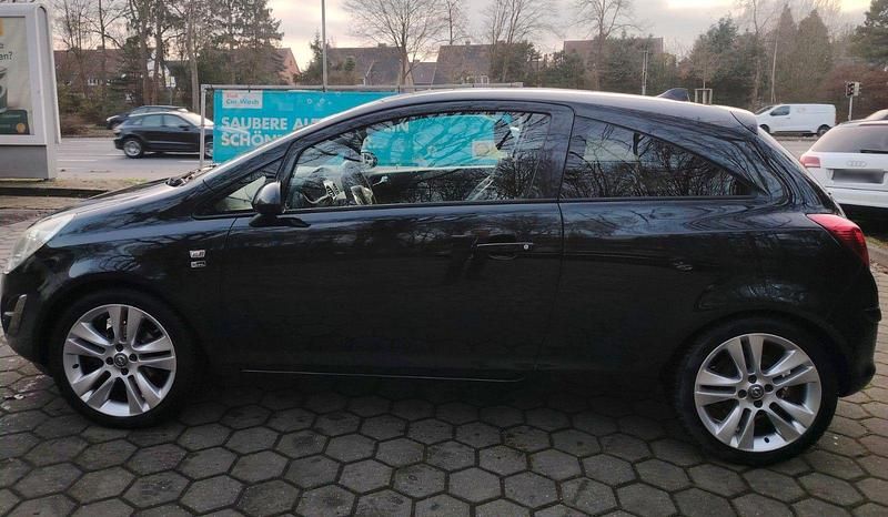 Gebraucht Opel Corsa 87 PS (63 kW) 2012 Schwarz Kleinwagen
