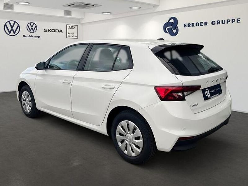 Gebraucht Skoda Fabia Selection 80 PS (58 kW) 2024 Weiß Limousine