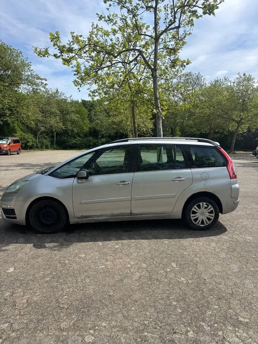 Gebraucht Citroën C4 Picasso Exclusive 111 PS (81 kW) 2011 Silber Van / Kleinbus