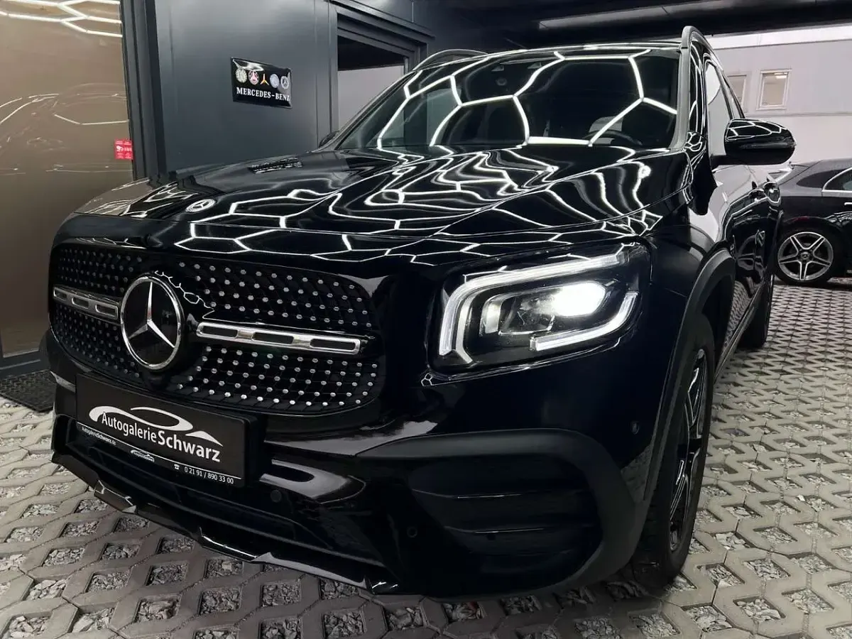 Gebraucht Mercedes GLB220 AMG 190 PS (139 kW) 2022 Amg nachtschwarz SUV