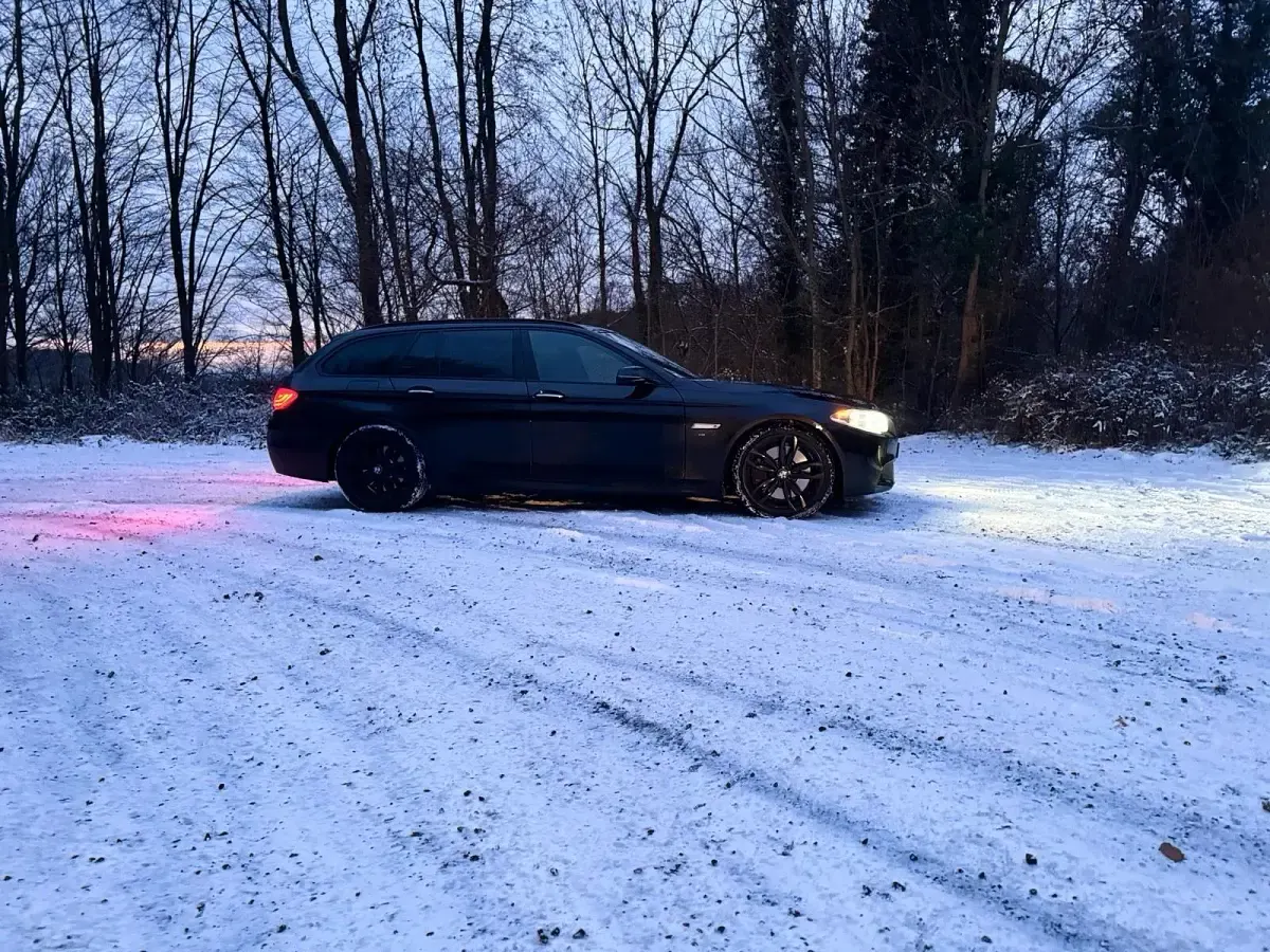 Gebraucht BMW M550 Performance 381 PS (280 kW) 2014 Schwarz Limousine