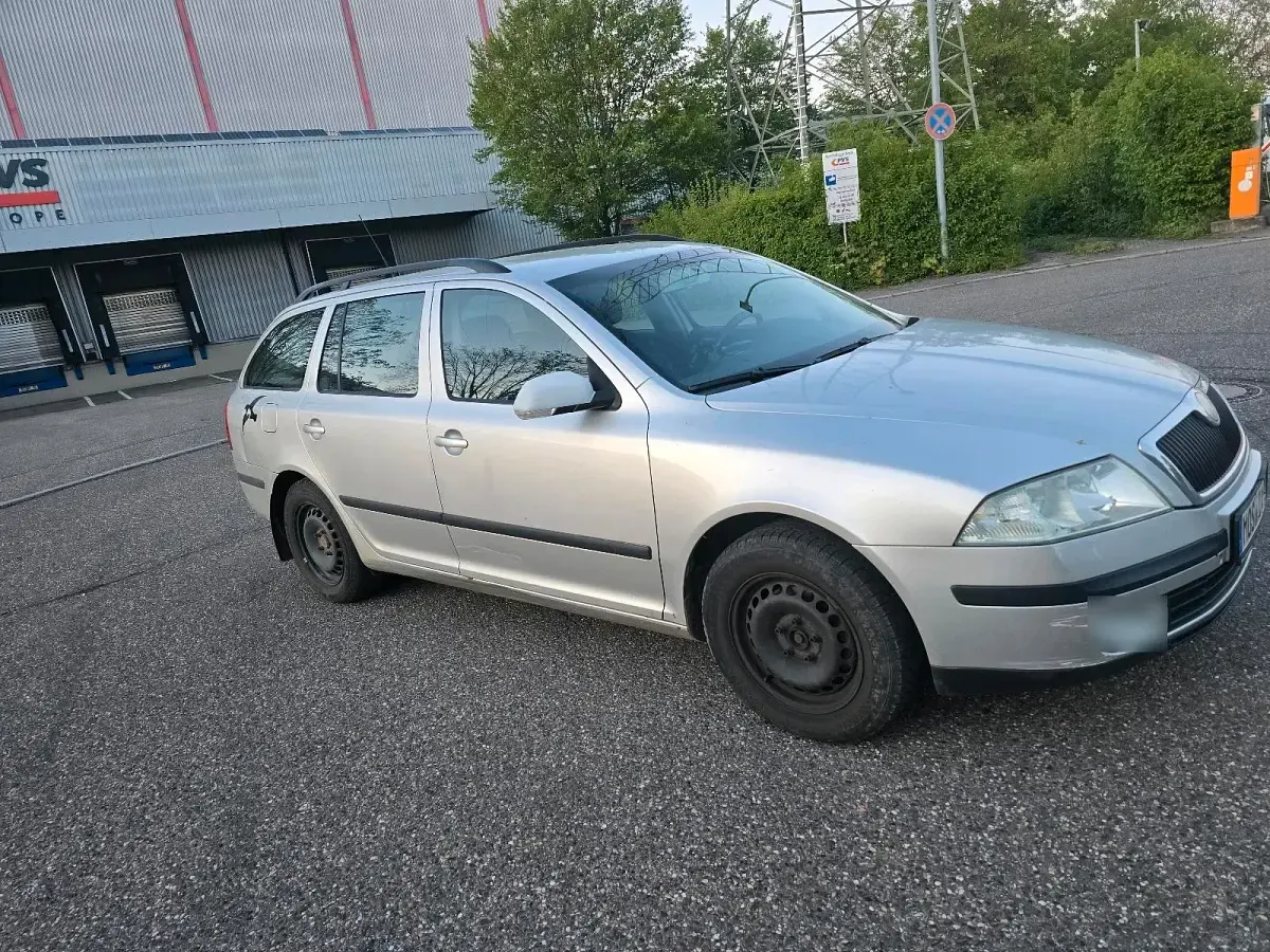 Gebraucht Skoda Octavia 140 PS (102 kW) 2007 Grau Kombi